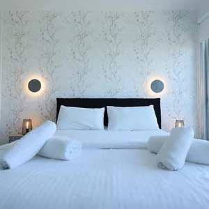 Lovely Cozy One Bedroom With Pool Apartament Protaras