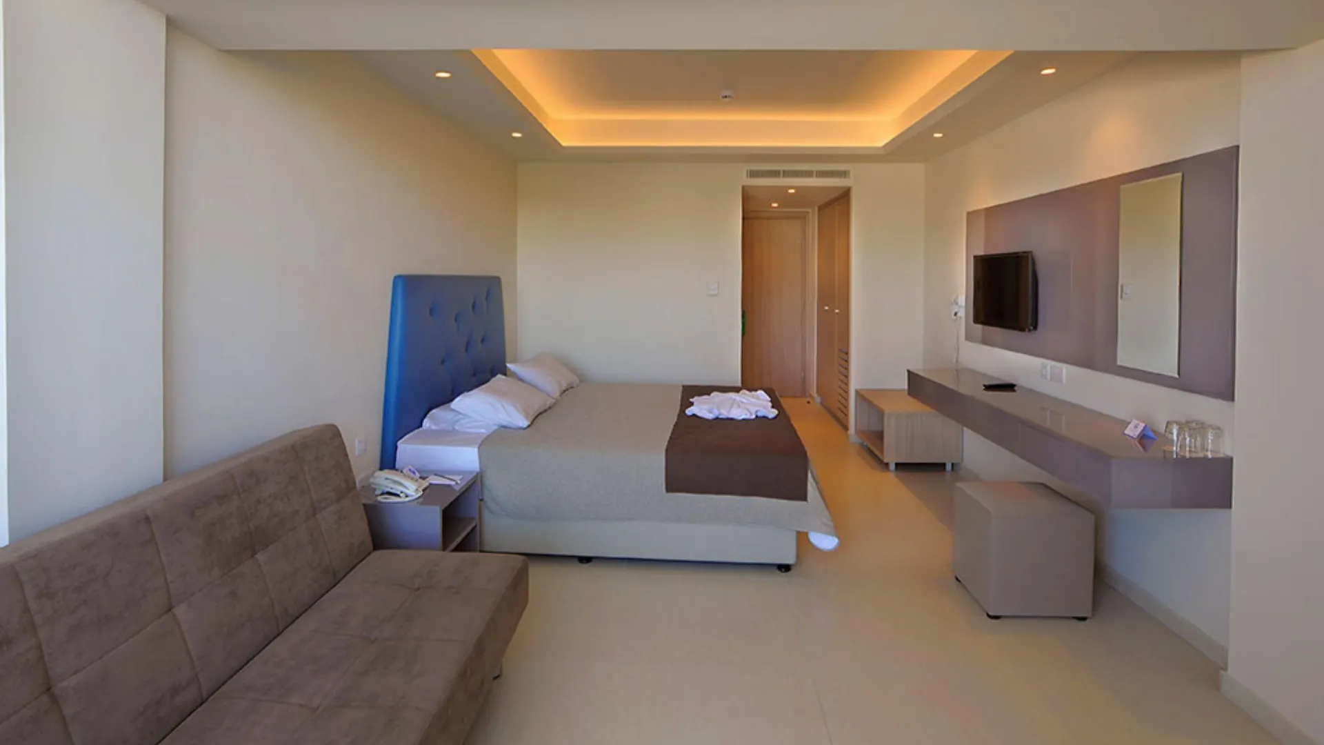 Nelia Beach Hotel & Spa Ayia Napa 4*,