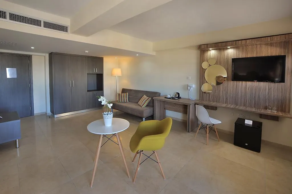 Nelia Beach Hotel & Spa Ayia Napa 4*,  Kypr
